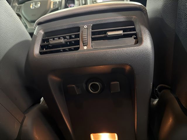 Used 2014 Honda Ridgeline SE image 32