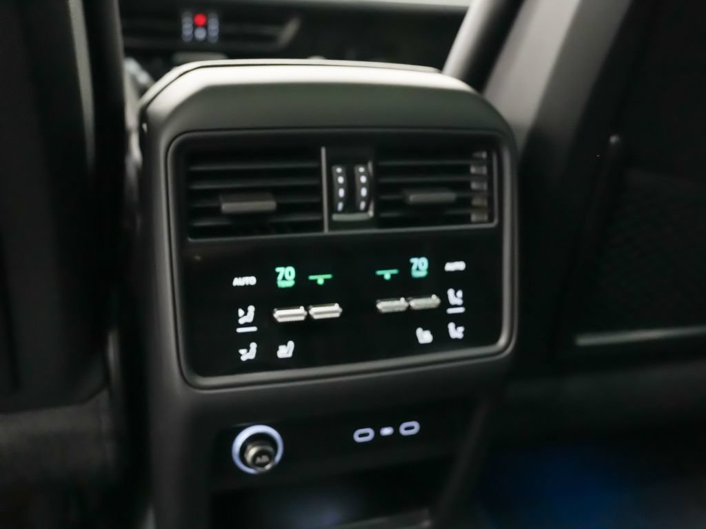 New 2026 Porsche Cayenne AWD/4WD image 20