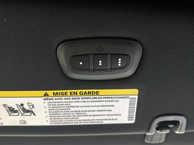 New 2026 Chrysler Pacifica Select w/ S Appearance Package image 25