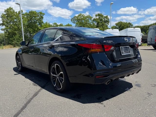 Used 2023 Nissan Altima 2.5 SR AWD/4WD image 5