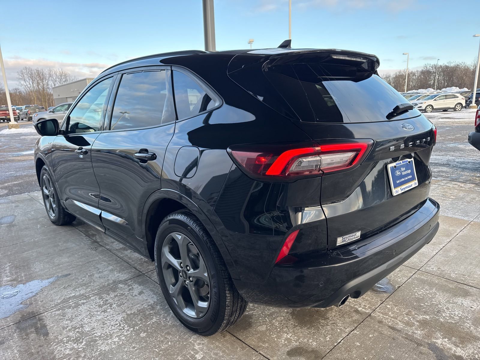 Certified 2024 Ford Escape ST-Line Select w/ Tech Pack #2 image 5