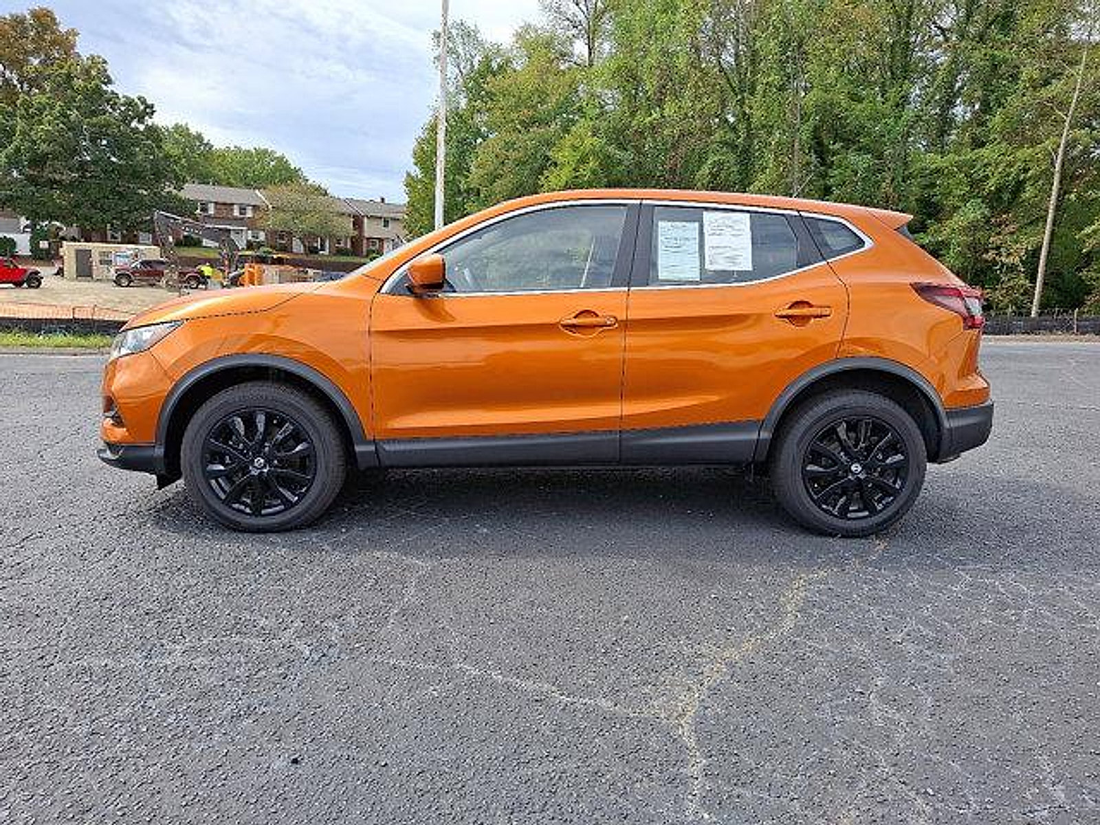 Used 2022 Nissan Rogue Sport S image 34