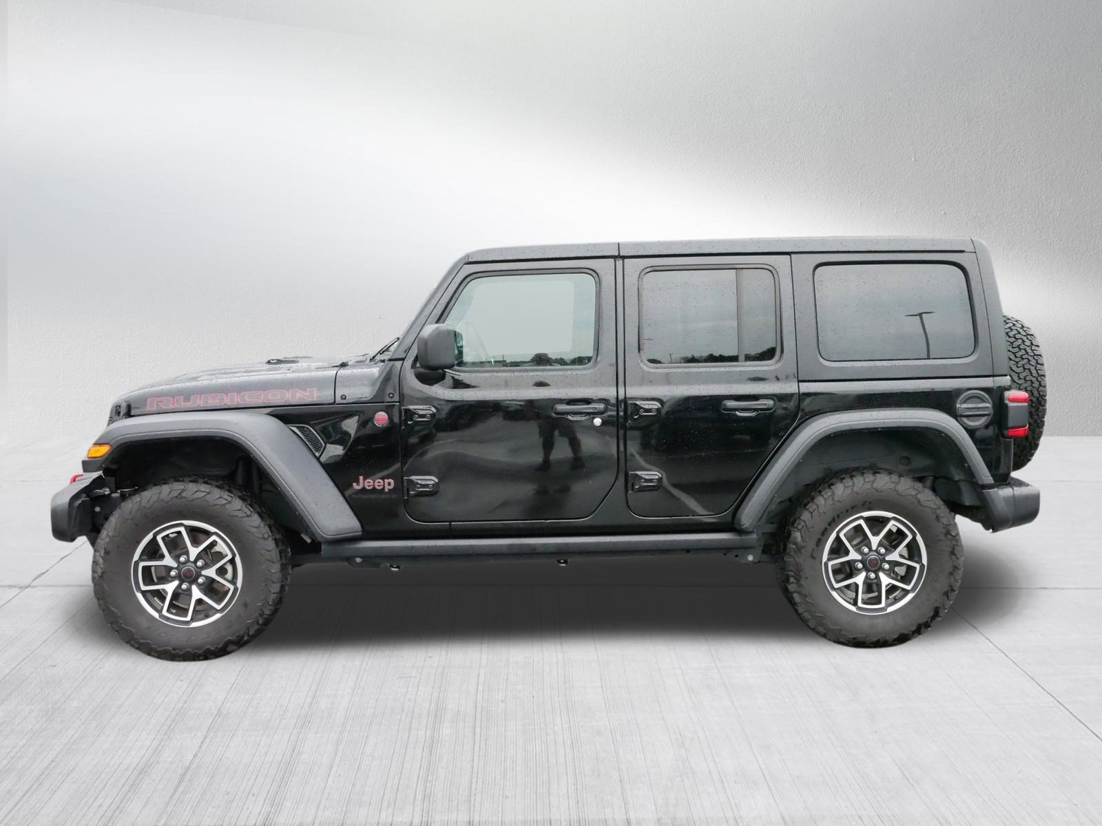 Used 2024 Jeep Wrangler Unlimited Rubicon image 4