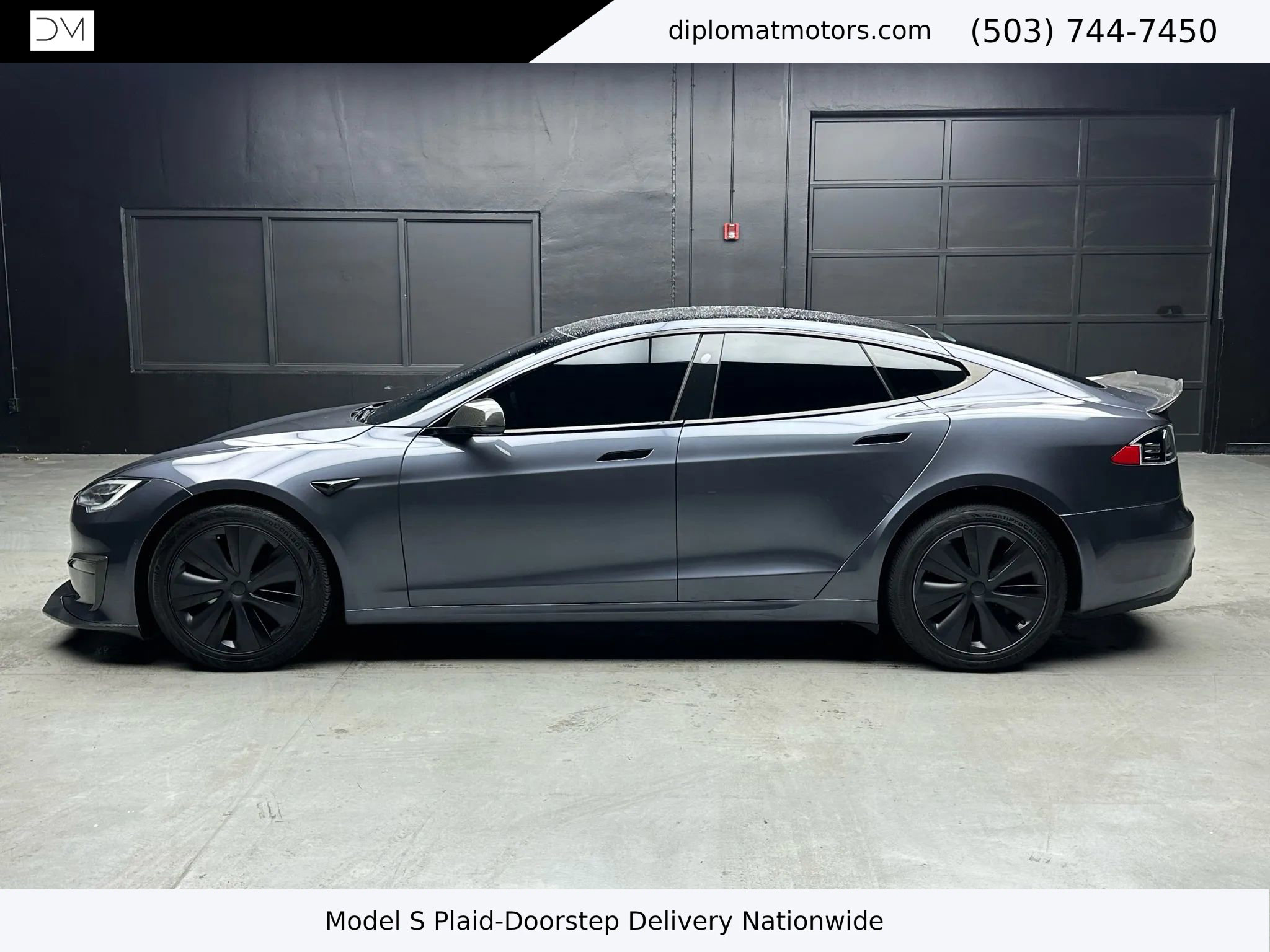 Used 2022 Tesla Model S Plaid image 3