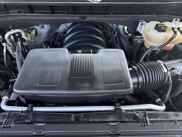 Used 2024 Chevrolet Suburban Z71 w/ Off-Road Capability Package AWD/4WD image 30