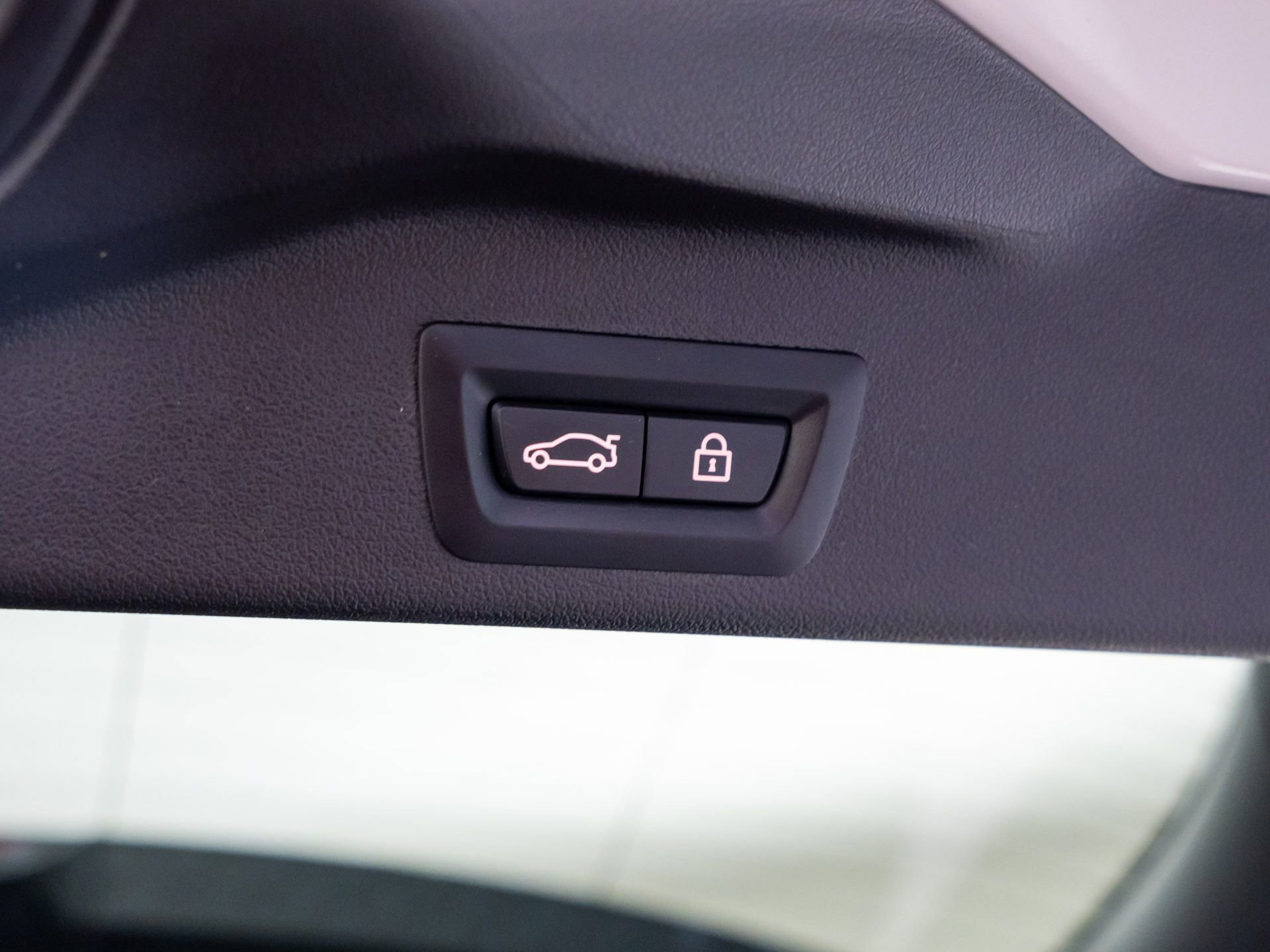 Certified 2023 BMW X5 M50i w/ Executive Package image 35