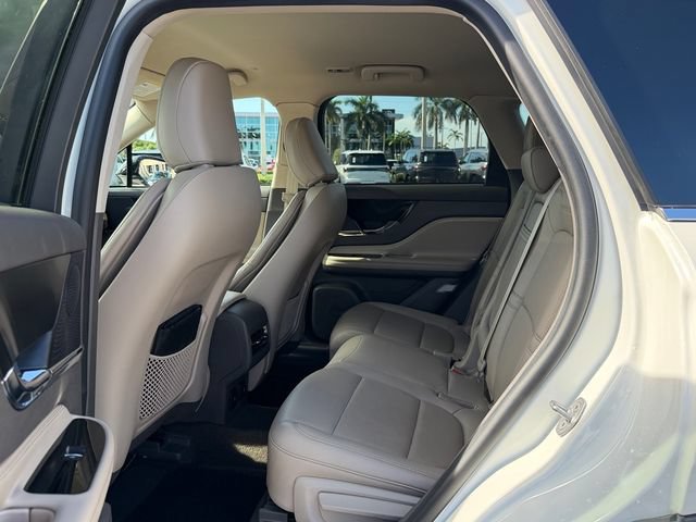 Used 2023 Lincoln Corsair Reserve w/ Equipment Group 201A FWD image 11