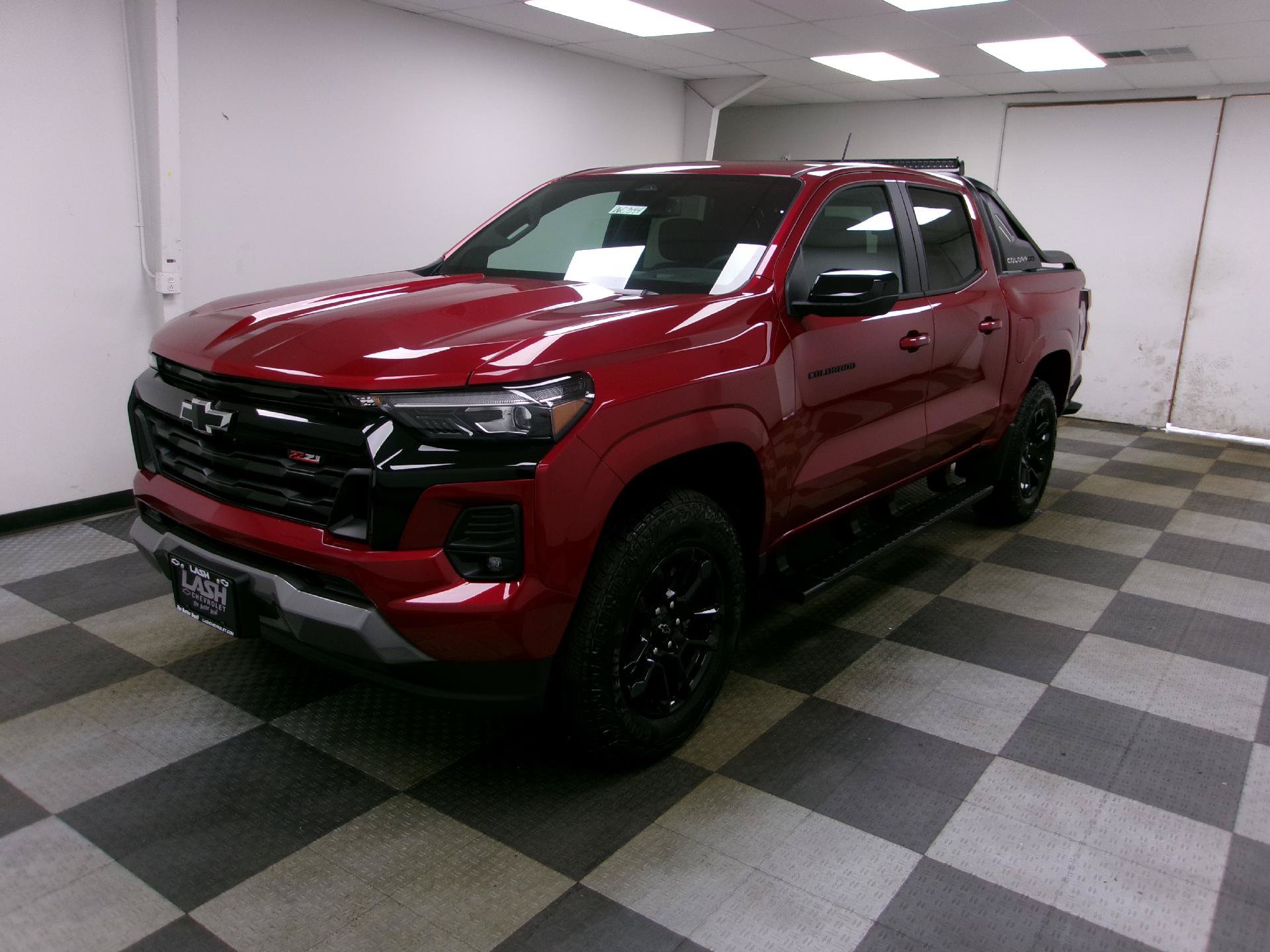 New 2026 Chevrolet Colorado Z71 w/ Midnight Edition