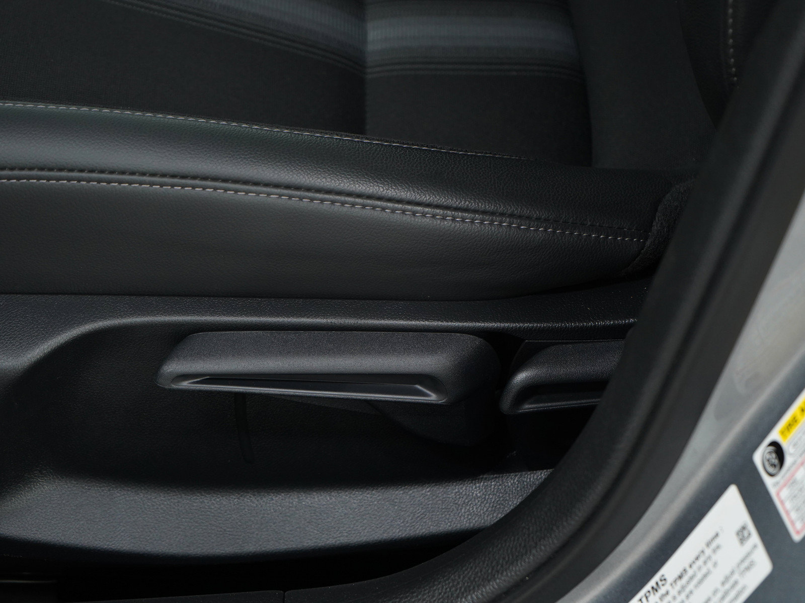 Used 2023 Honda Civic Sport image 21