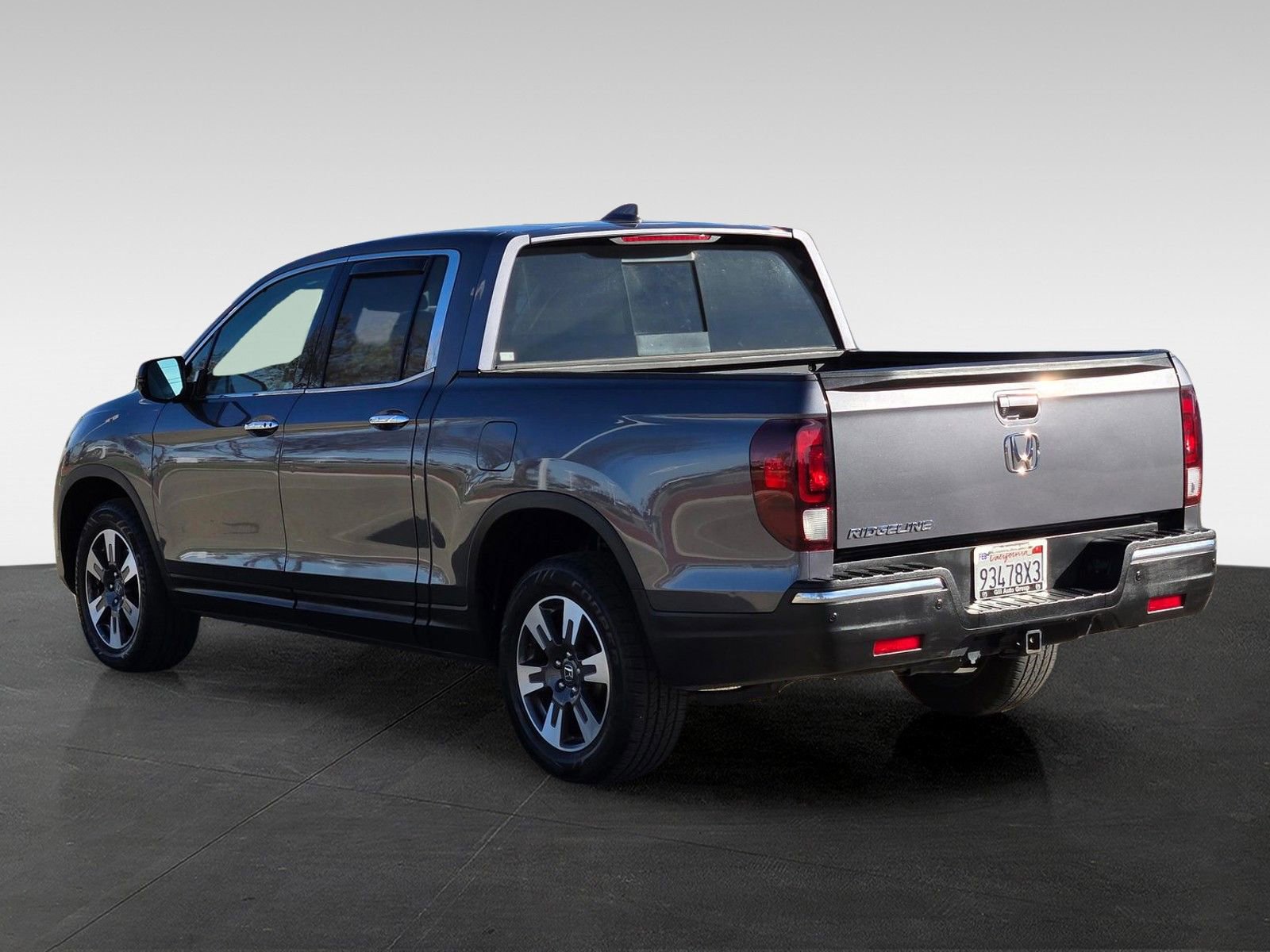 Used 2018 Honda Ridgeline RTL-E image 6