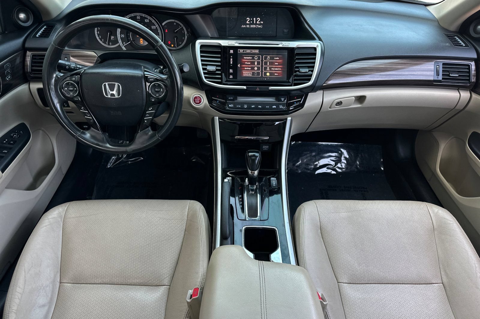 Used 2016 Honda Accord Touring image 16