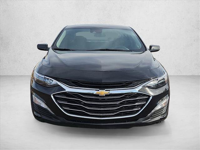 Used 2025 Chevrolet Malibu LT FWD image 2
