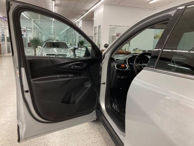 Used 2019 Chevrolet Equinox LT AWD/4WD image 32