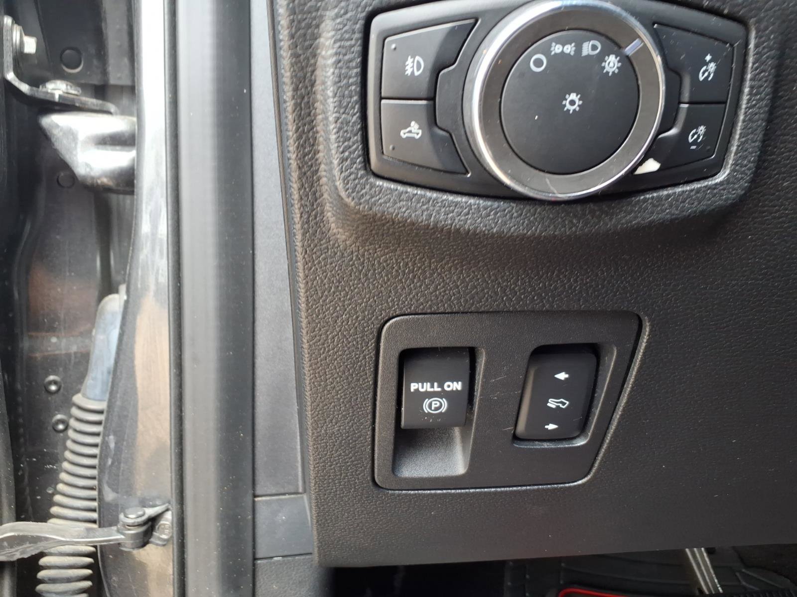 Used 2020 Ford F150 XLT w/ Equipment Group 302A Luxury image 18