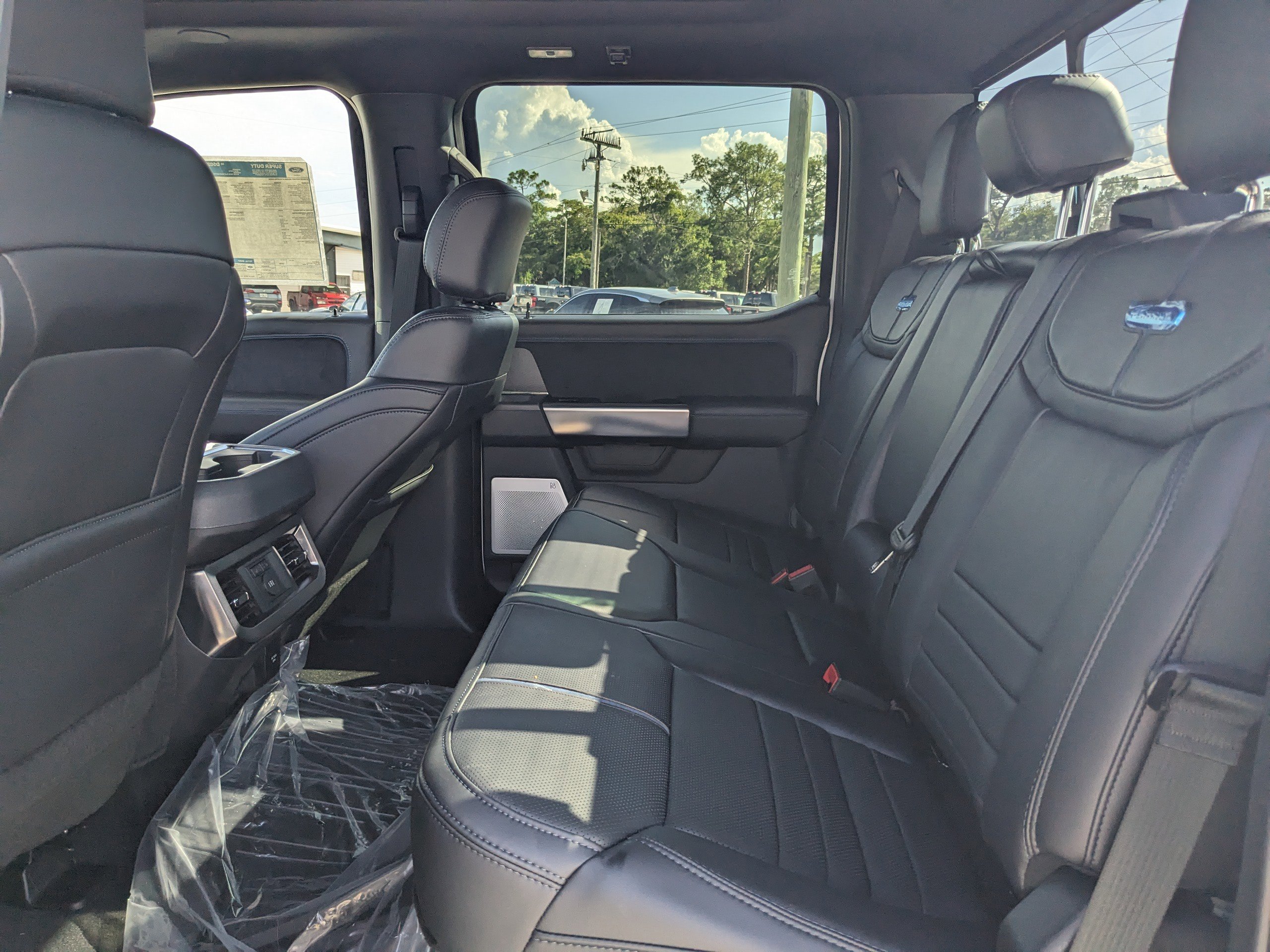 New 2025 Ford F250 Platinum image 13