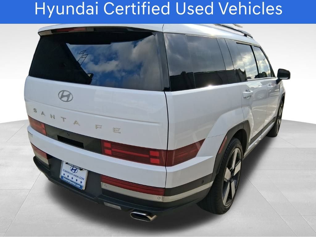 Used 2025 Hyundai Santa Fe Limited image 4