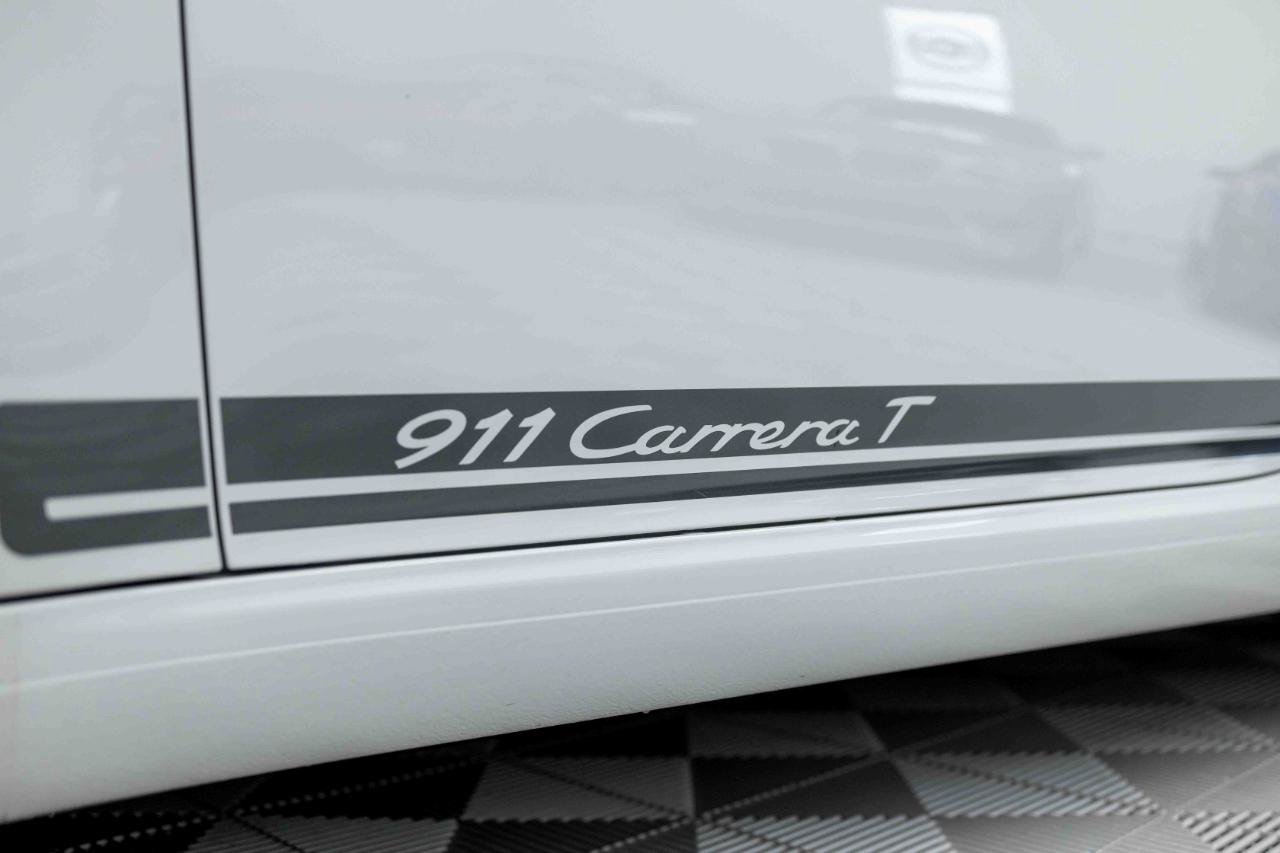 Used 2018 Porsche 911 Carrera T RWD image 35