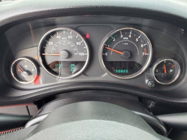 Used 2013 Jeep Wrangler Sahara AWD/4WD image 7