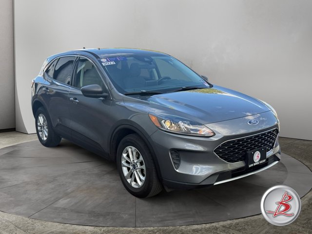 Used 2022 Ford Escape SE AWD/4WD image 1