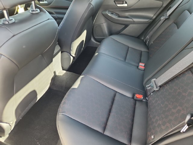 New 2027 Nissan Sentra SR FWD image 8