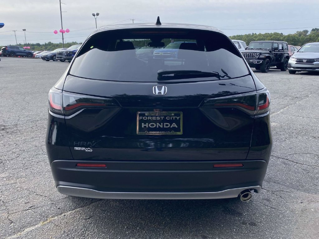 New 2027 Honda HR-V Sport image 4
