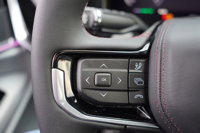 Used 2025 Jeep Wagoneer S Limited AWD/4WD image 35