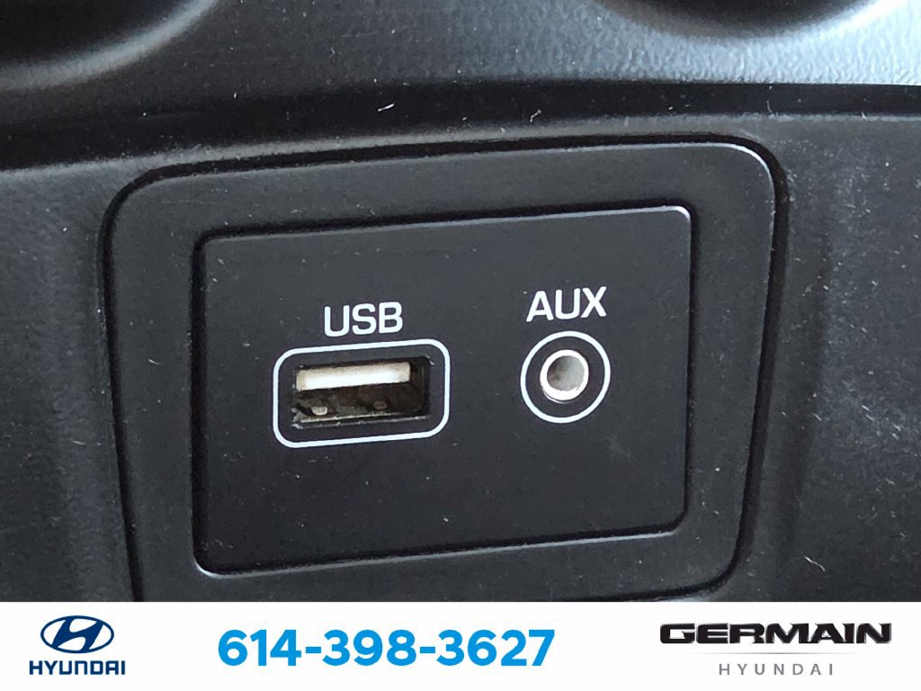 Used 2018 Hyundai Santa Fe Sport FWD image 29