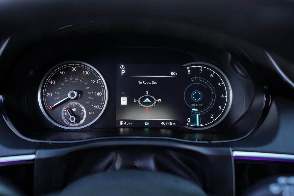 Used 2023 Genesis GV70 2.5T Select image 27