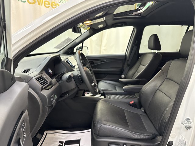 Used 2022 Honda Passport Elite image 12