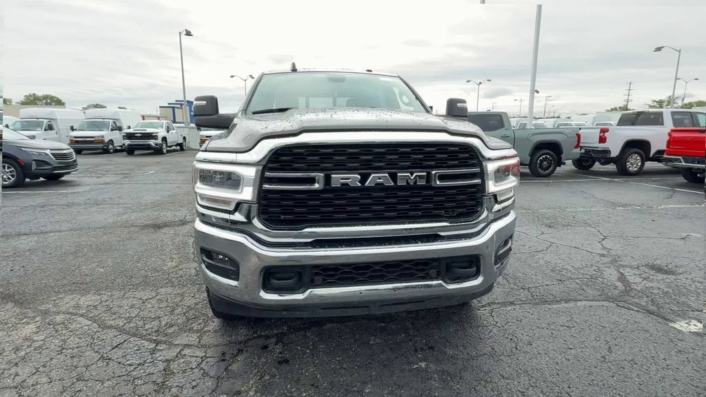 Used 2024 RAM 3500 Big Horn w/ Level 2 Equipment Group AWD/4WD image 3