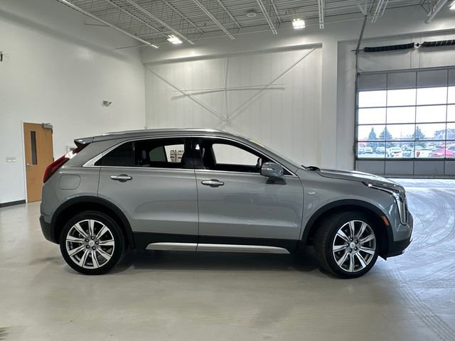 Used 2023 Cadillac XT4 Premium Luxury image 8