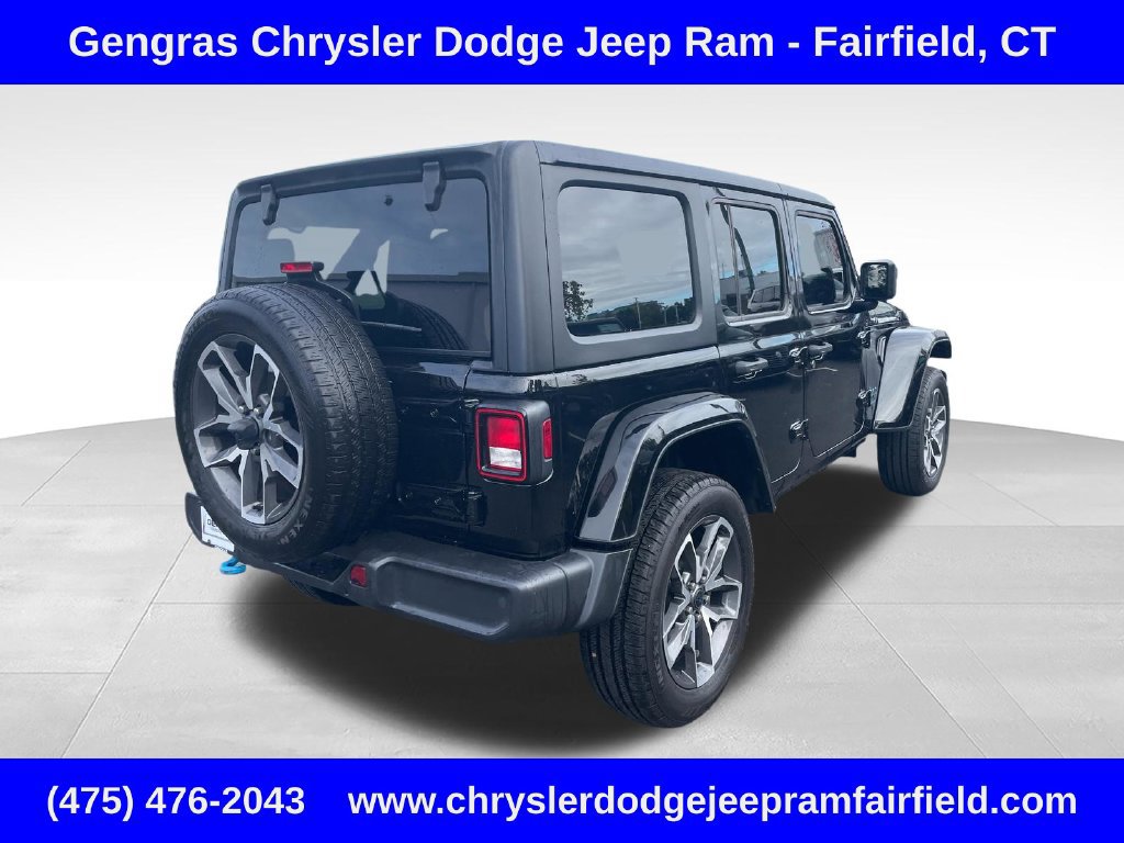 Certified 2024 Jeep Wrangler Unlimited w/ Convenience Group AWD/4WD image 7