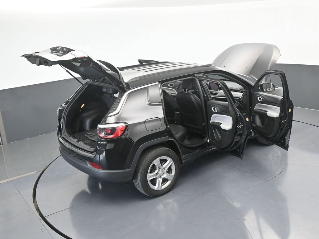 Used 2024 Jeep Compass Latitude image 64