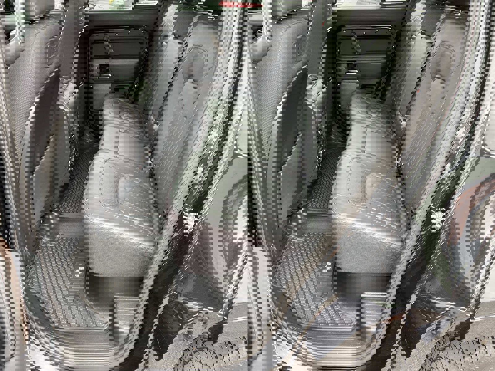 Used 2022 Land Rover Defender 110 X image 13