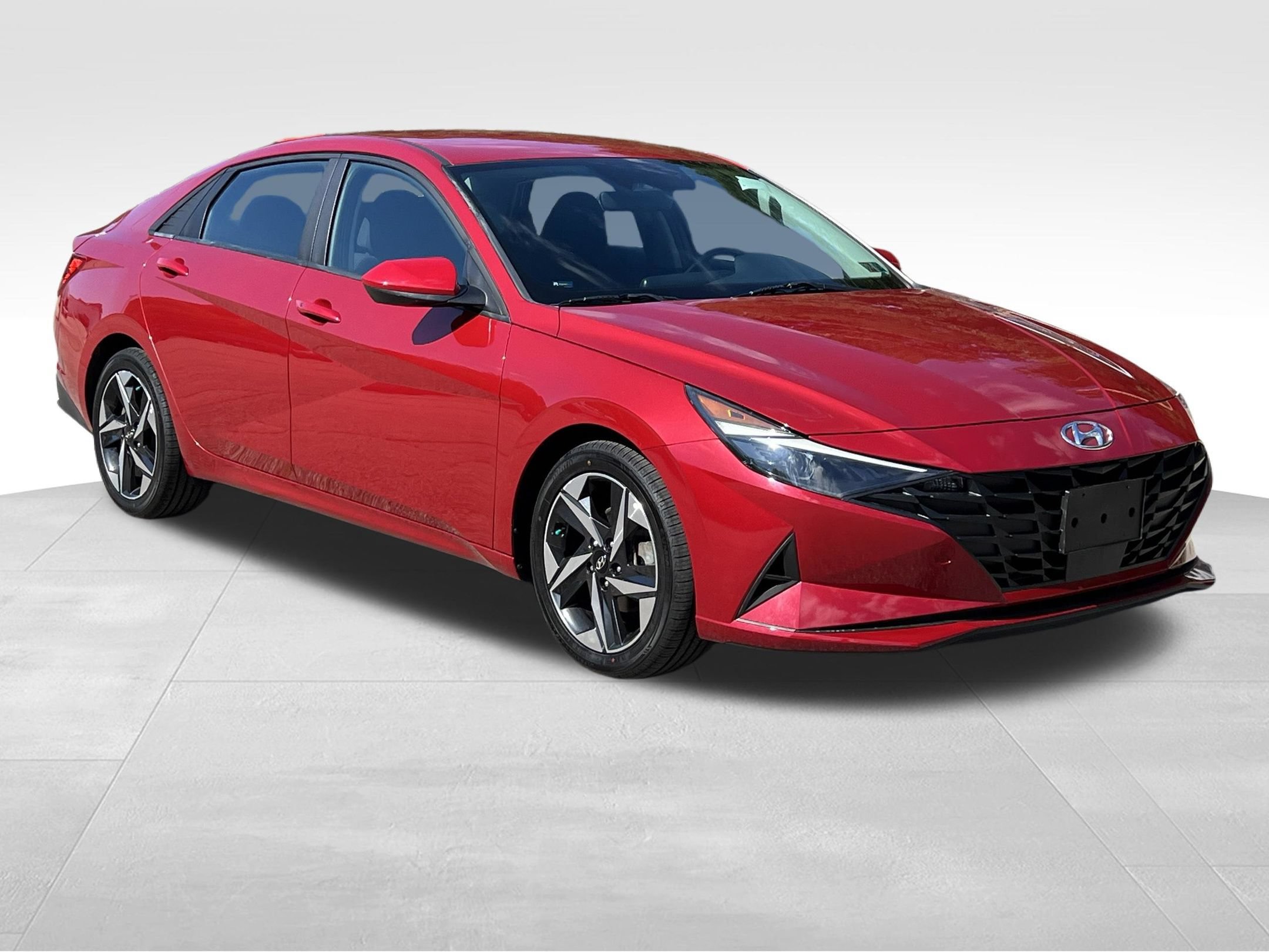 Used 2023 Hyundai Elantra SEL w/ Convenience Package FWD image 4