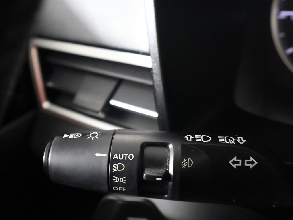 Used 2024 Mitsubishi Outlander SE Black Edition FWD image 44