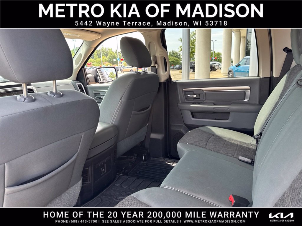 Used 2015 RAM 1500 Big Horn AWD/4WD image 38