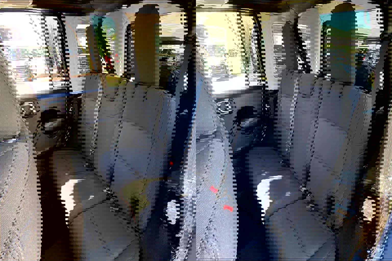 Used 2023 Jeep Wrangler Unlimited Sport image 21