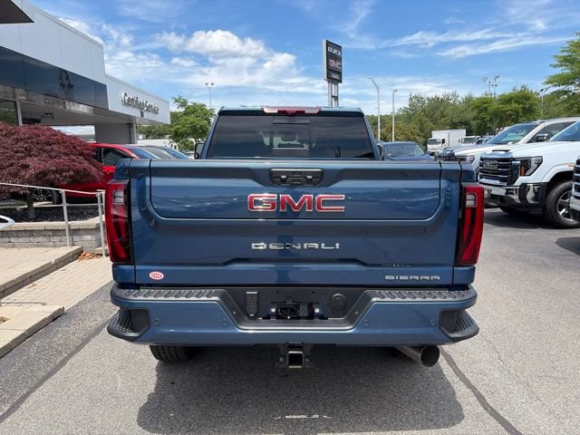 New 2026 GMC Sierra 2500 Denali w/ Denali Reserve Package AWD/4WD image 4