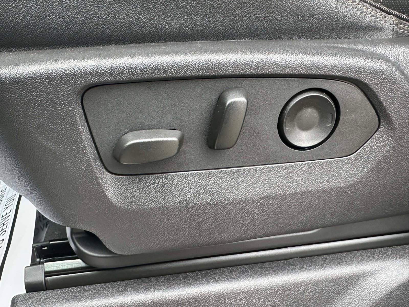 Used 2024 Chevrolet Silverado 3500 High Country w/ High Country Premium Package image 22