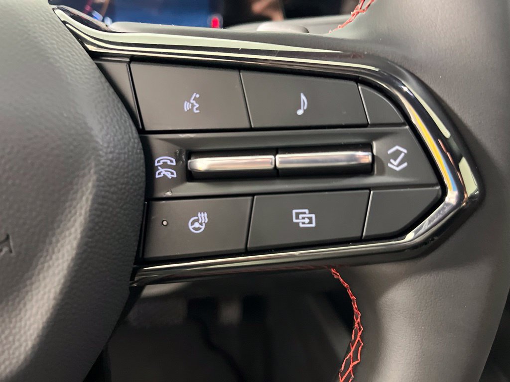 New 2027 Chevrolet Equinox RS w/ Safety and Technology Package AWD/4WD image 15