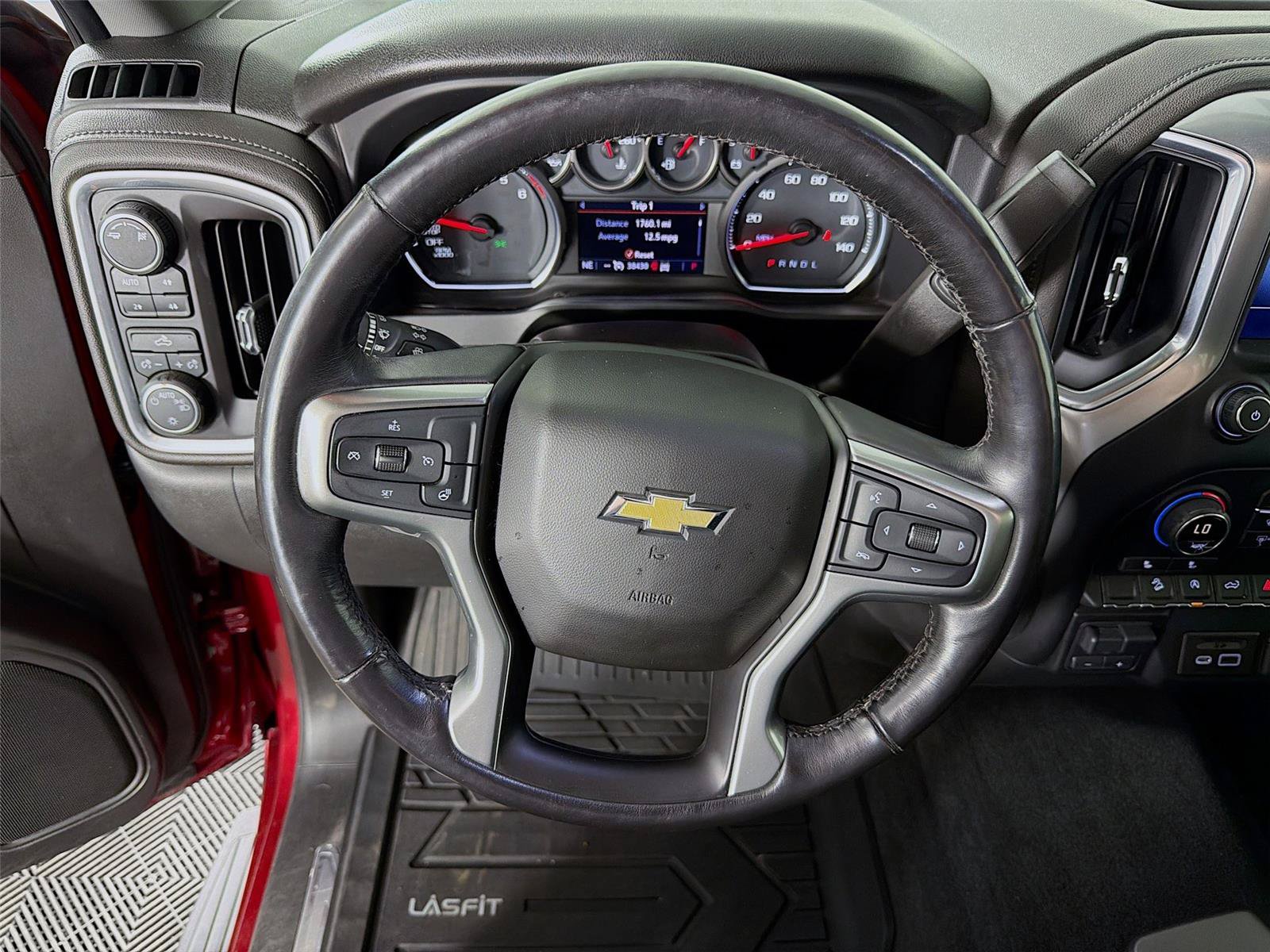 Used 2019 Chevrolet Silverado 1500 LT w/ All-Star Edition AWD/4WD image 3