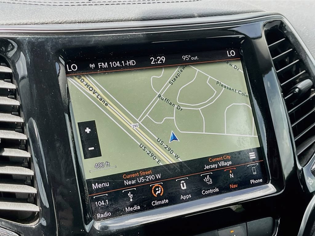 Used 2019 Jeep Cherokee Limited w/ Technology Group FWD image 13