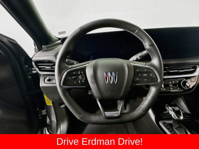 Used 2024 Buick Envista Sport Touring w/ Convenience I Package FWD image 10