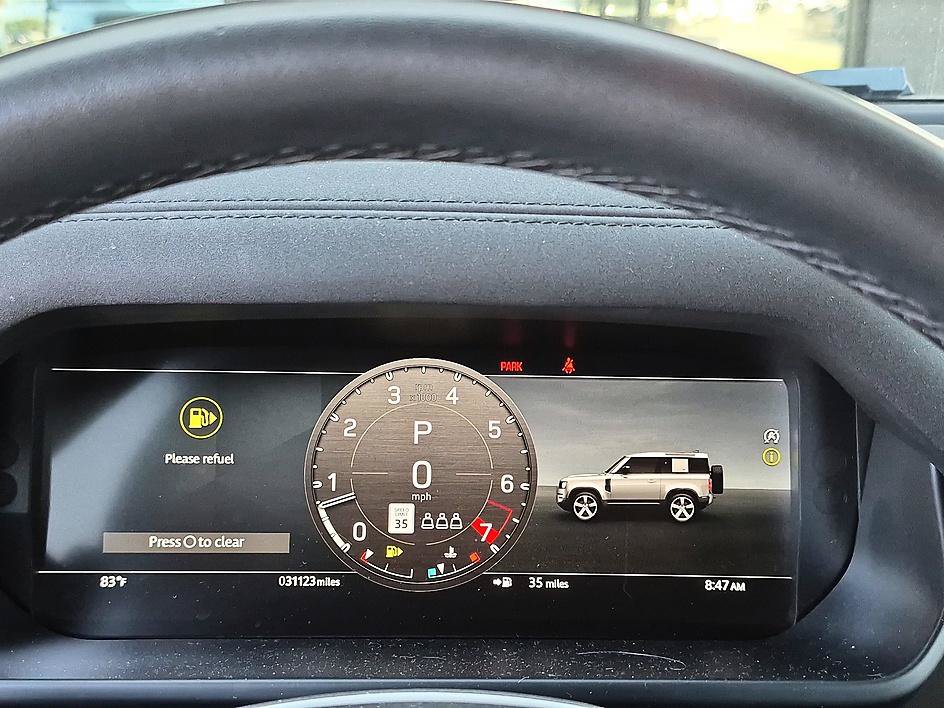 Used 2023 Land Rover Defender 90 SE AWD/4WD image 19