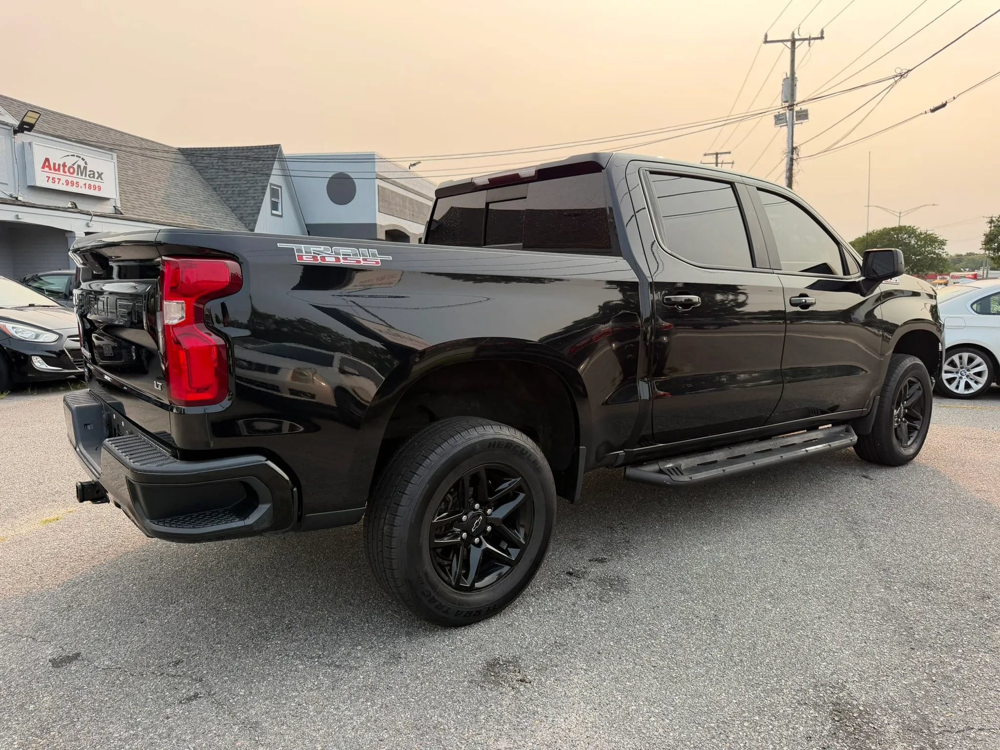 Used 2020 Chevrolet Silverado 1500 LT Trail Boss AWD/4WD image 5