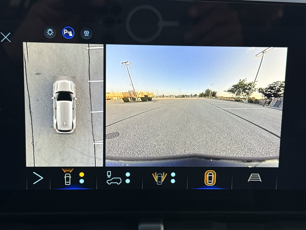 New 2027 Chevrolet Equinox RS w/ Safety and Technology Package FWD image 26