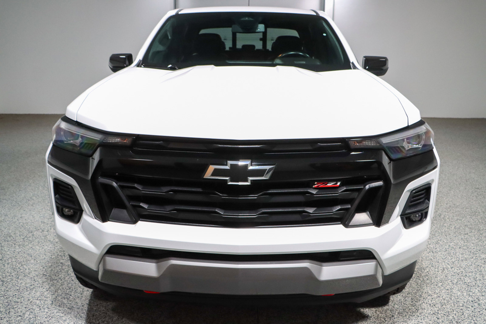 Used 2024 Chevrolet Colorado Z71 w/ Z71 Convenience Package 2 AWD/4WD image 4