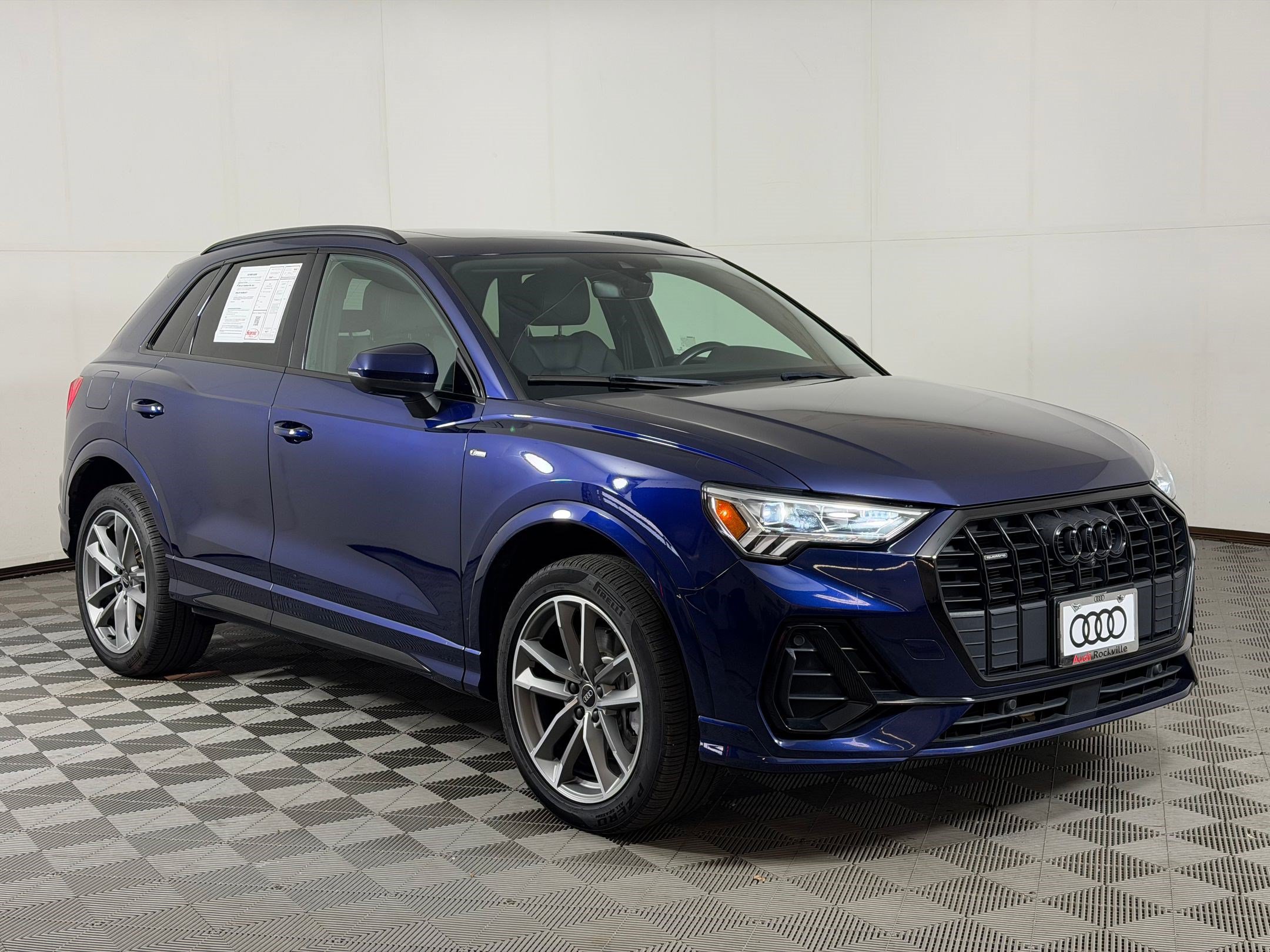 Used 2022 Audi Q3 2.0T Premium Plus AWD/4WD image 7