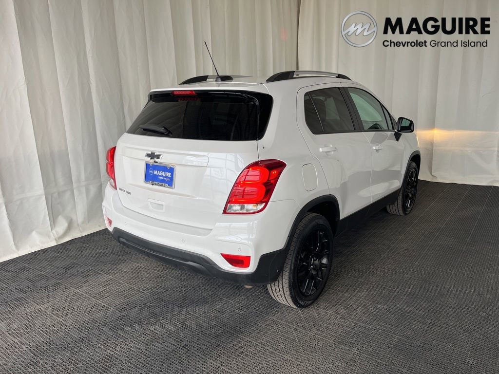 Used 2022 Chevrolet Trax LT w/ Driver Confidence Package image 28